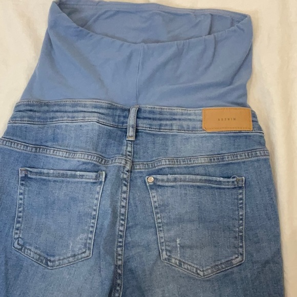 H&M Maternity Jeans | Size S | Denim | Full Coverage | Ripped Jeans | & Denim - Picture 6 of 7